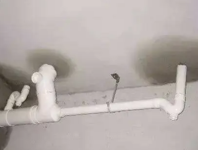 高明卫生间测漏水的几种情景